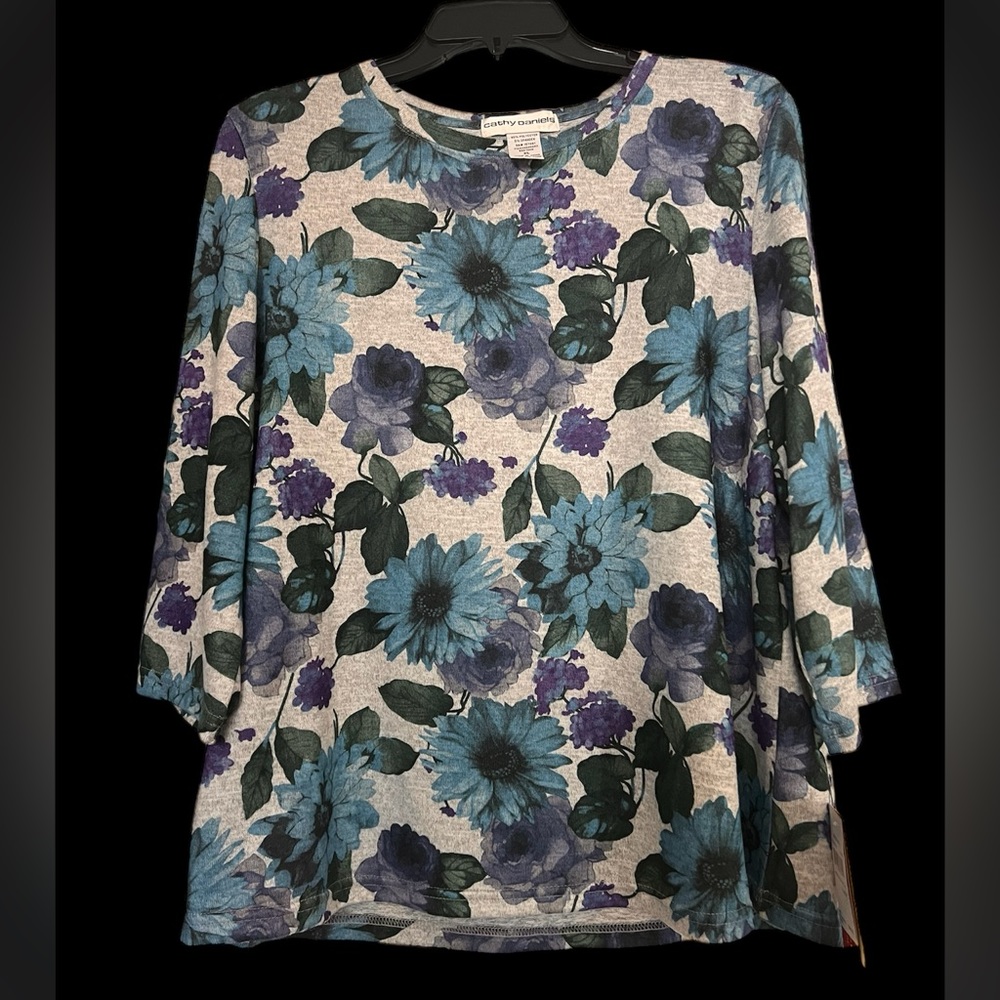 Cathy Daniel’s Top